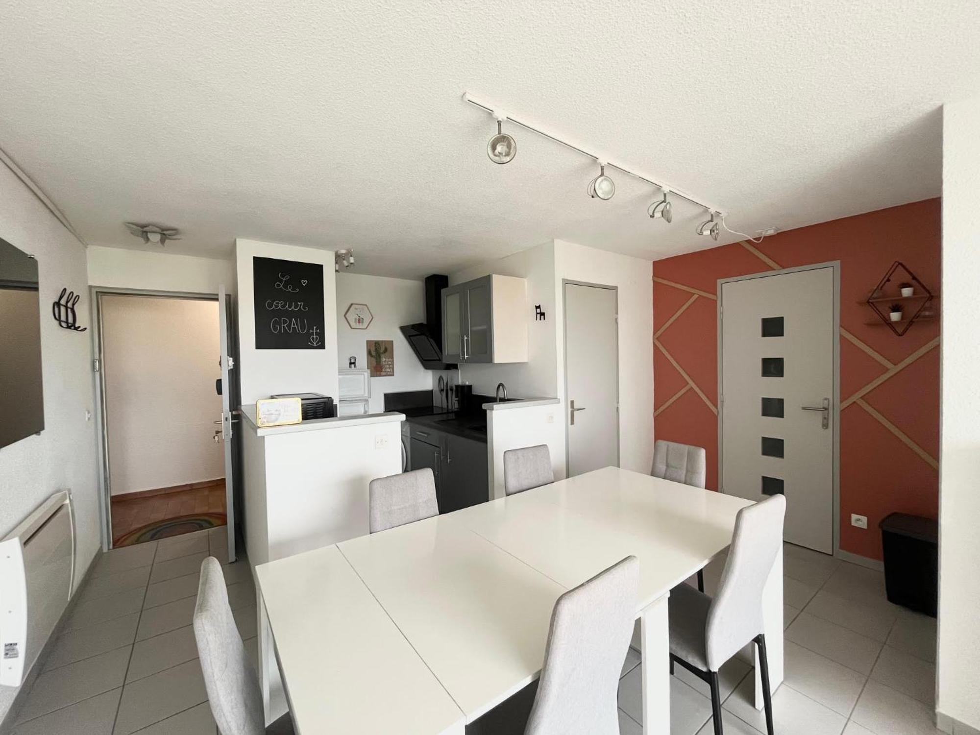 Appartement Devant La Mer + Parking Le Grau-du-Roi Buitenkant foto